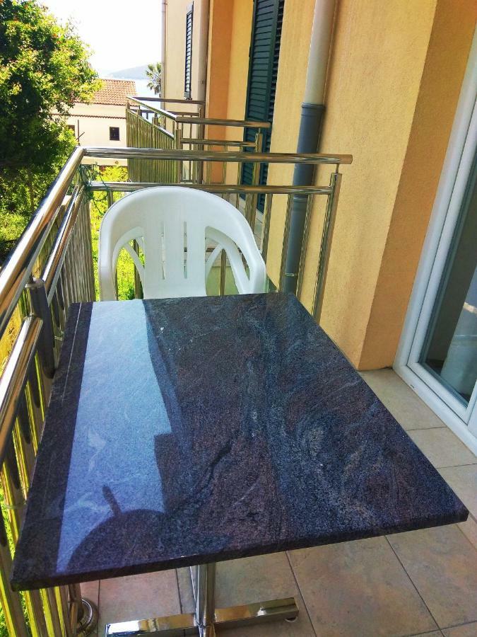 Apartments Lux Milano, Savina,Herceg-Novi Herceg Novi Exteriér fotografie